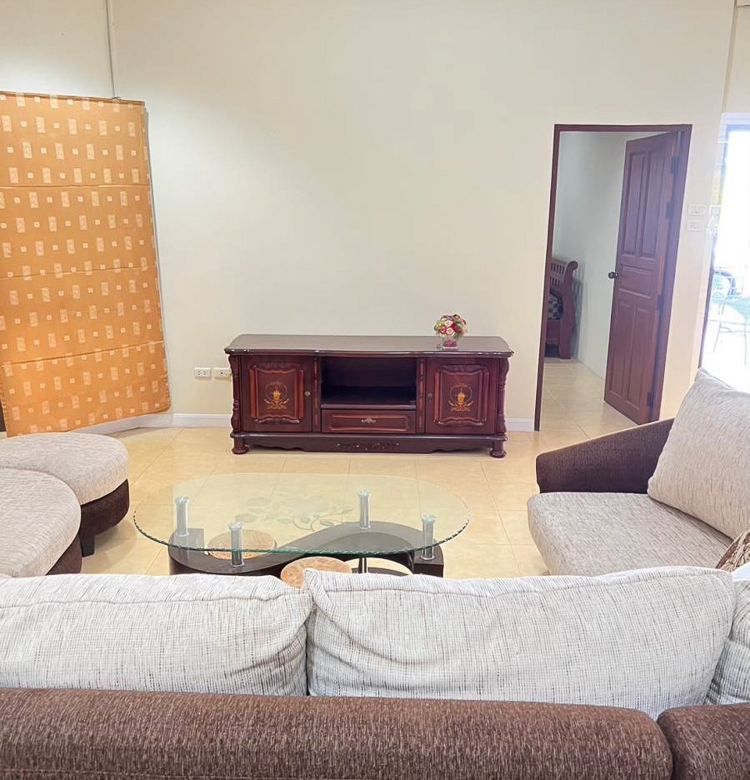 EP0145 | Villa for Sale in Nong Pla Lai, Pattaya