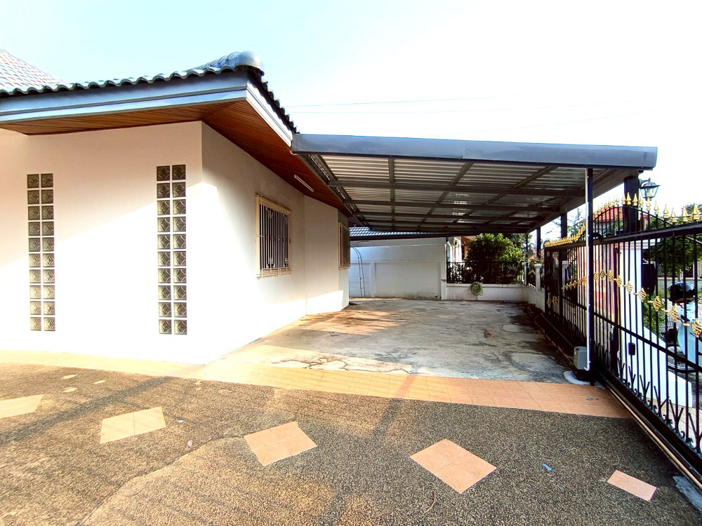 EP0199 | 4-BR Luxury Villa for Sale in South Pattaya