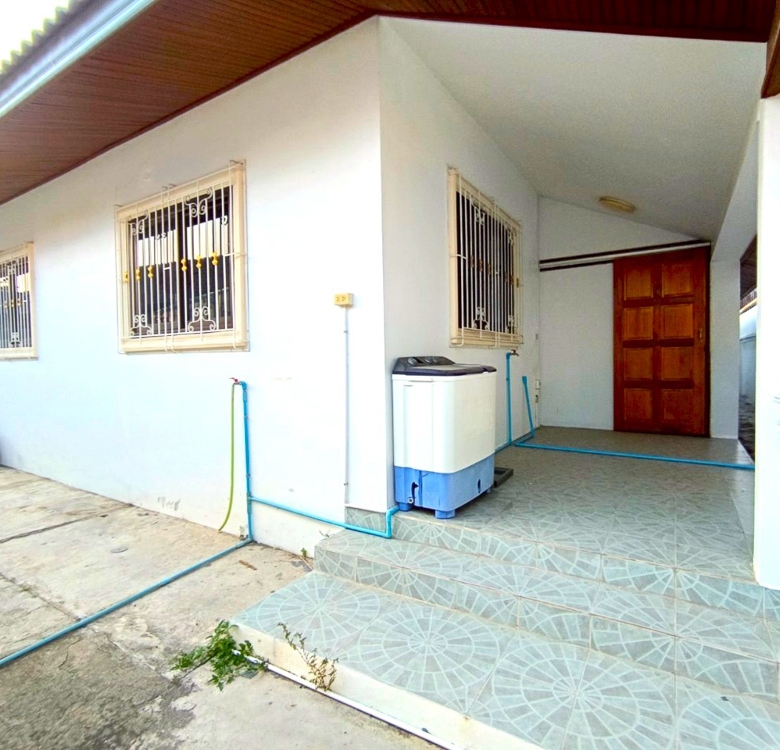EP0199 | 4-BR Luxury Villa for Sale in South Pattaya