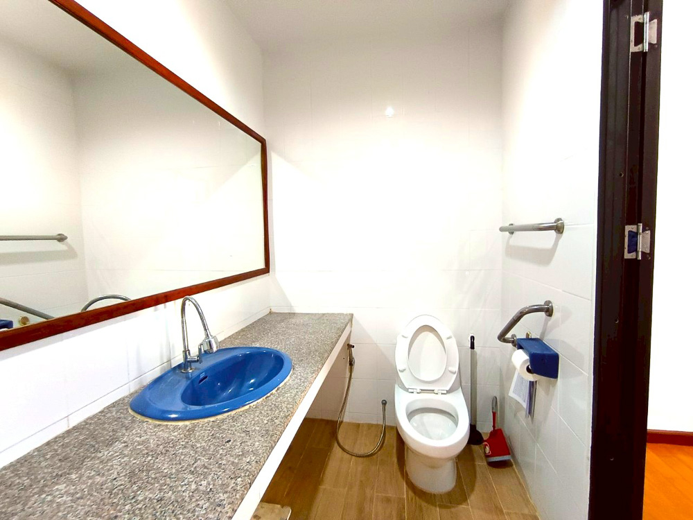 EP0199 | 4-BR Luxury Villa for Sale in South Pattaya