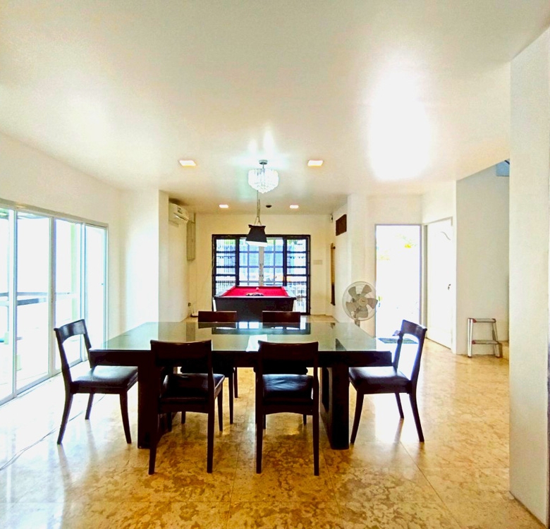 EP0202 | Villa for Sale in Viewpoint, Chaiyapruek Junction