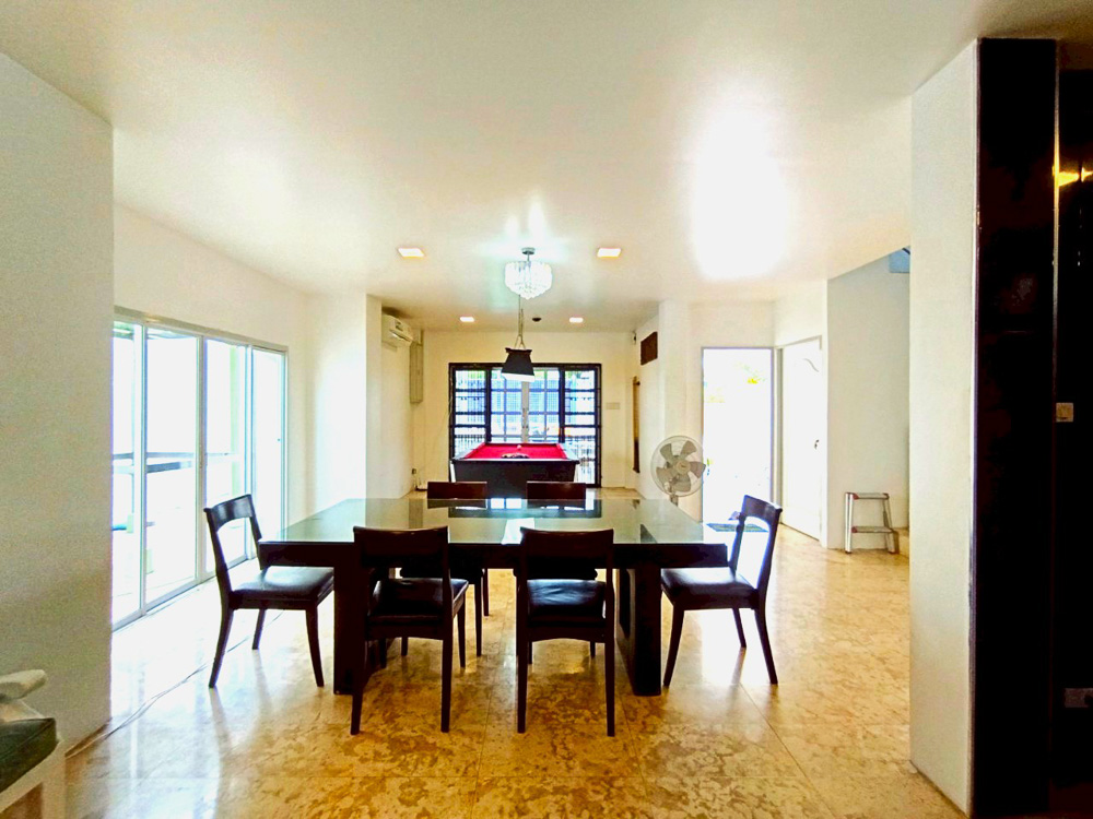 EP0202 | Villa for Sale in Viewpoint, Chaiyapruek Junction