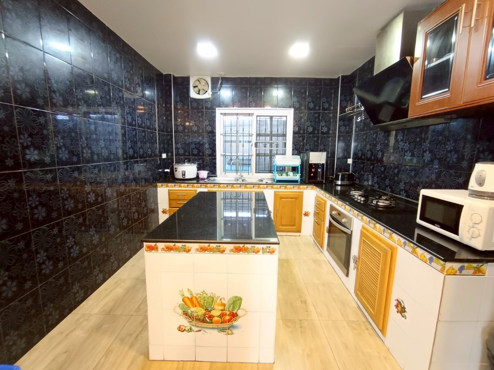 EP0202 | Villa for Sale in Viewpoint, Chaiyapruek Junction
