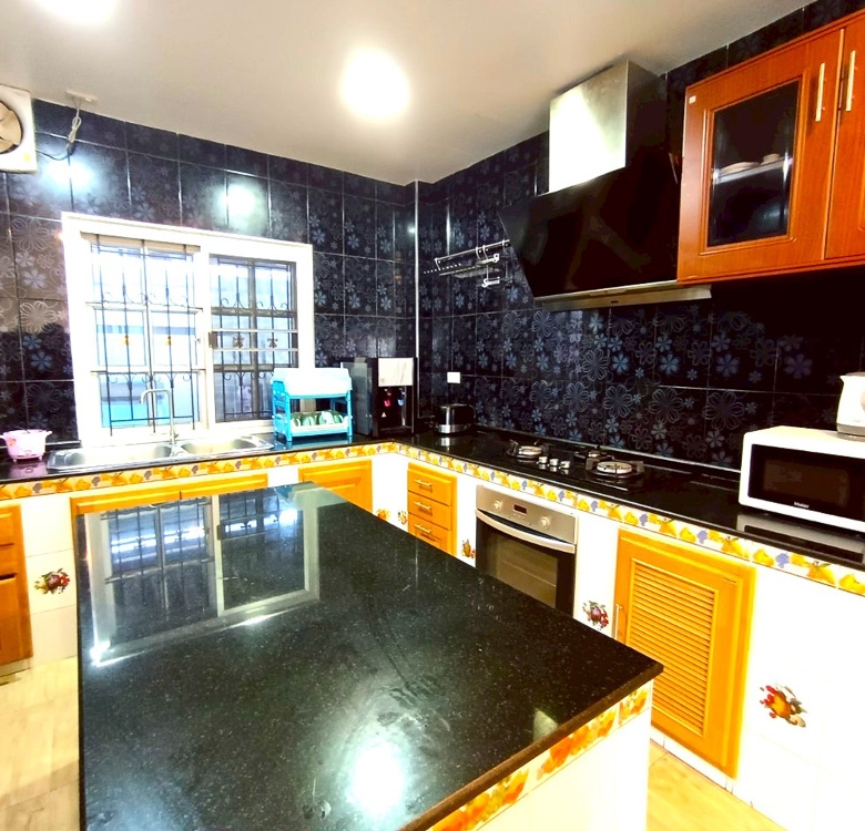 EP0202 | Villa for Sale in Viewpoint, Chaiyapruek Junction