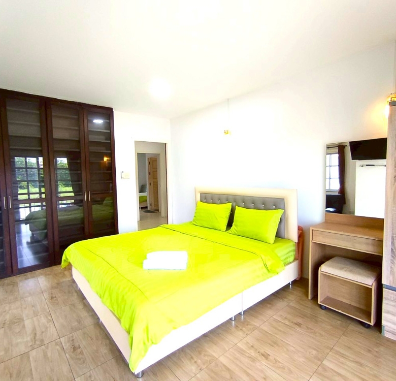 EP0202 | Villa for Sale in Viewpoint, Chaiyapruek Junction