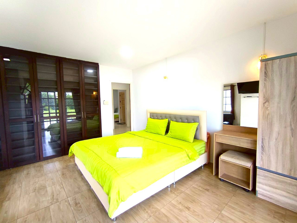 EP0202 | Villa for Sale in Viewpoint, Chaiyapruek Junction