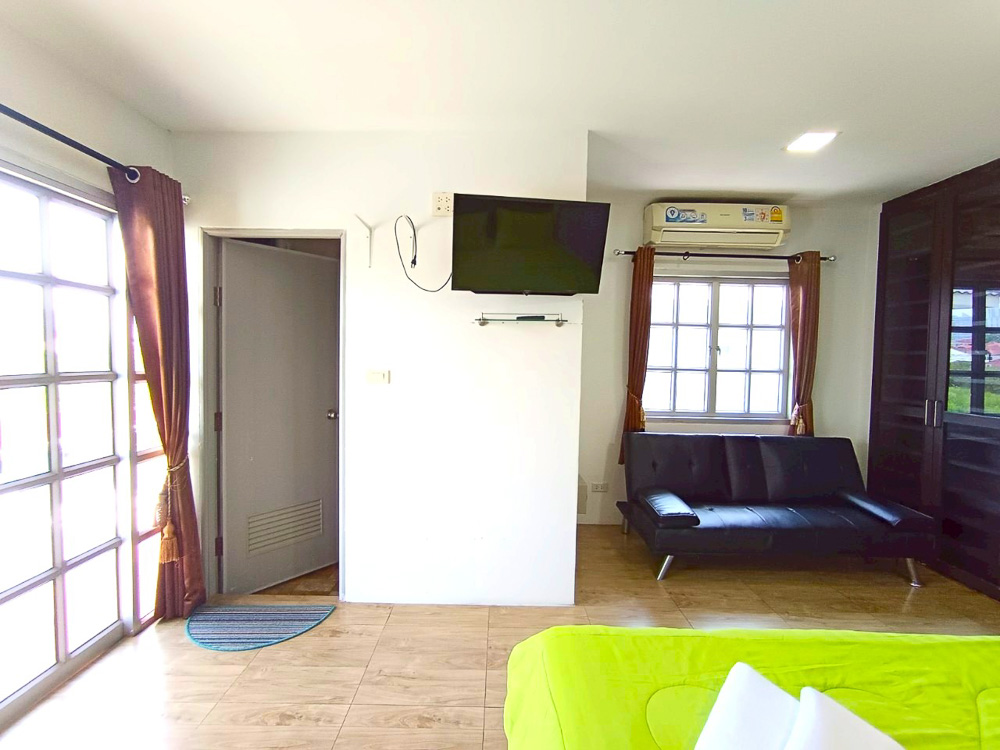 EP0202 | Villa for Sale in Viewpoint, Chaiyapruek Junction