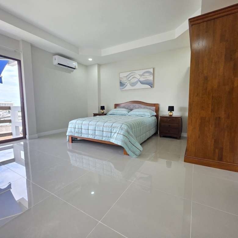 EP0923 | Diana estate condo for sale 2,400,000 Baht