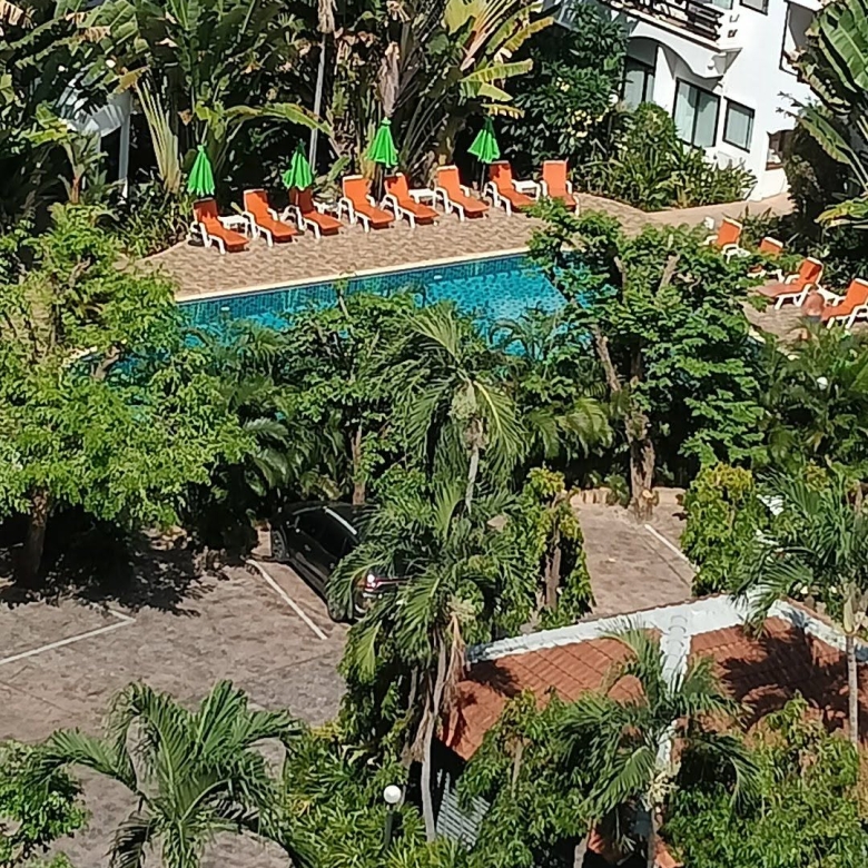 EP0923 | Diana estate condo for sale 2,400,000 Baht