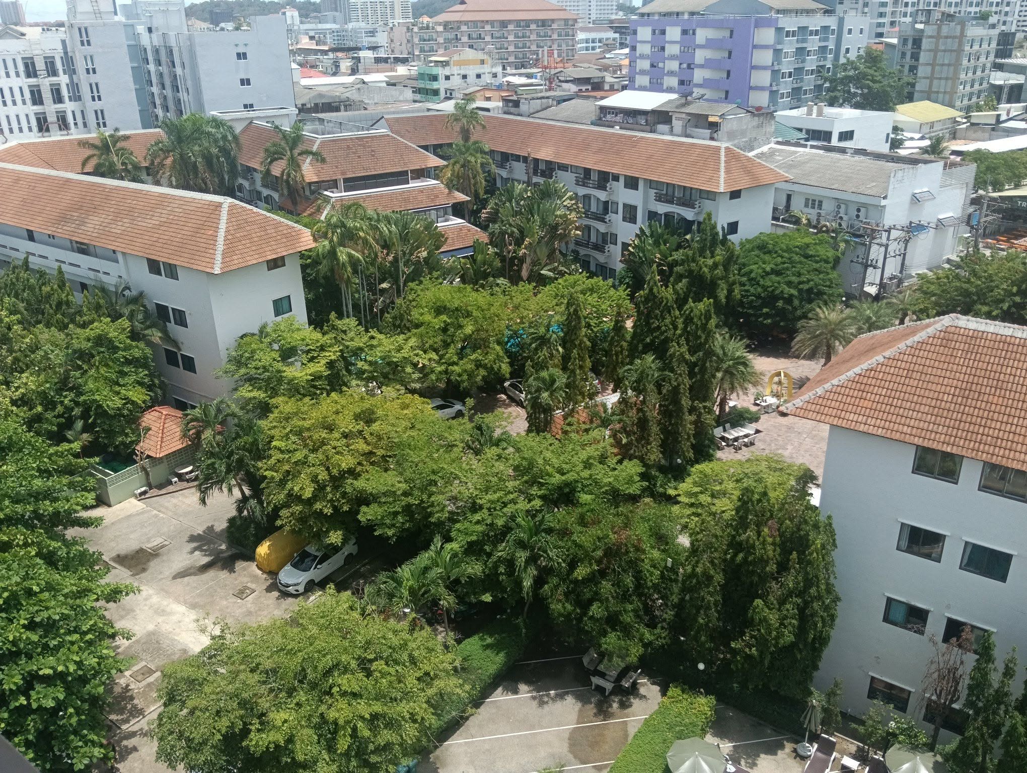 EP0923 | Diana estate condo for sale 2,400,000 Baht