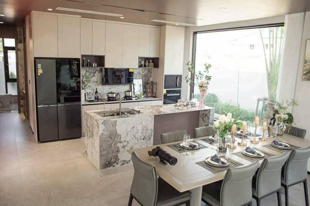 EP0926 | LAVENDER VILLA PATTAYA 4 Beds 5 Baths Sale 19,900,000 Baht