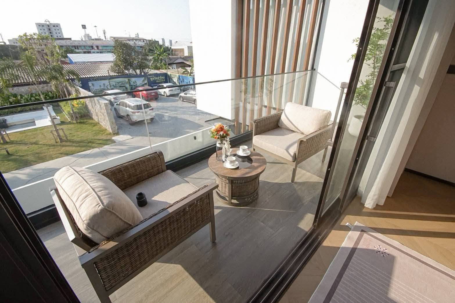 EP0926 | LAVENDER VILLA PATTAYA 4 Beds 5 Baths Sale 19,900,000 Baht