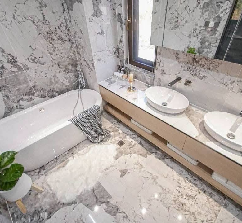 EP0926 | LAVENDER VILLA PATTAYA 4 Beds 5 Baths Sale 19,900,000 Baht
