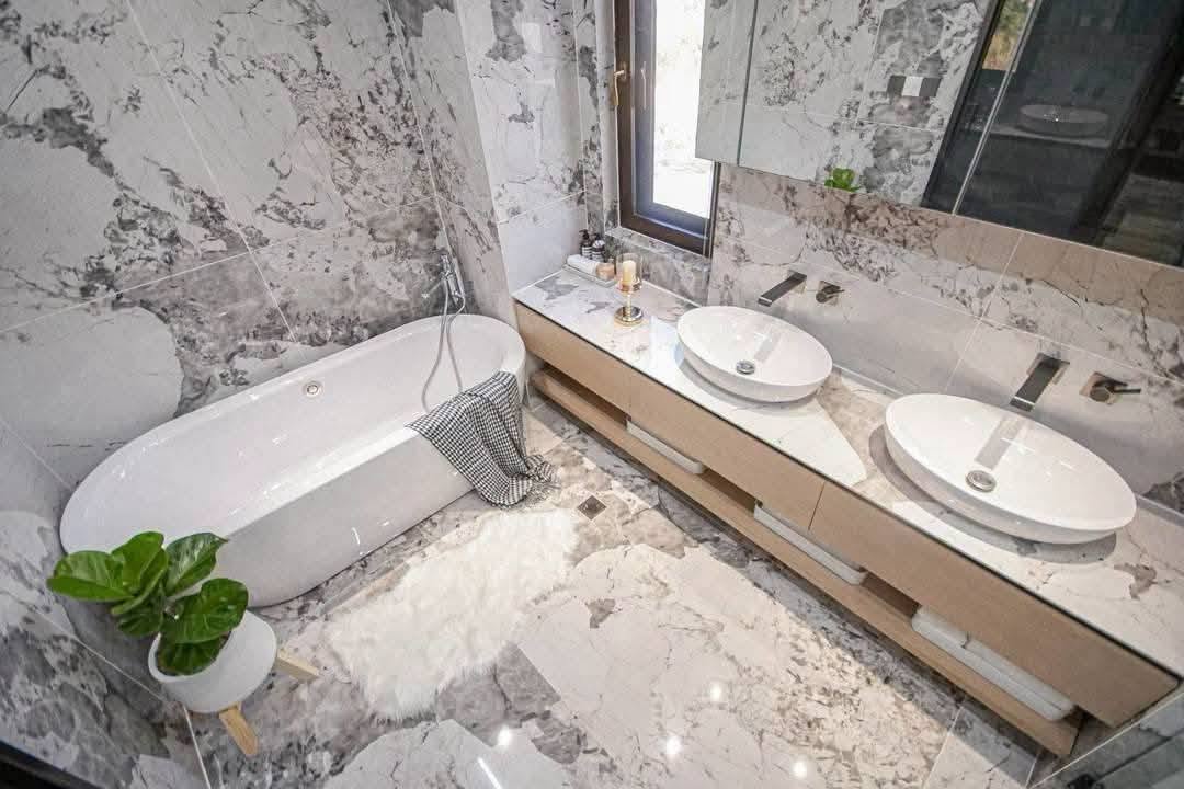 EP0926 | LAVENDER VILLA PATTAYA 4 Beds 5 Baths Sale 19,900,000 Baht